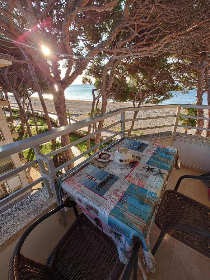 Primera Linia De Mar, Zona Tranquila Apartment Cambrils Luaran gambar